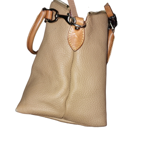 DOONEY AND BOURKE DILLEN SATCHEL LEATHER 2 WAY HANDBAG AND OR CROSSBODY - Picture 9 of 10